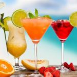 Geniet van een cocktail in Amsterdam met uw escort